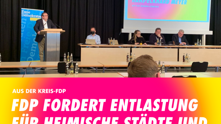 FDP Kreisfraktionsvorsitzende H.E. Meyer berichtet auf dem Kreisparteitag.